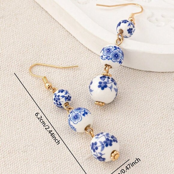 Yellow Gold Elegant Women's Handpainted And Porcelain Beaded Earrings - Picture 5 of 7